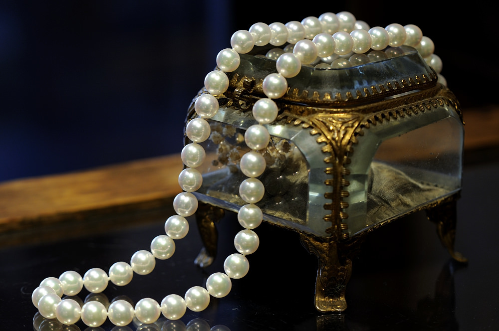 ナチュラルカラーのアコヤ花珠一連ネックレス