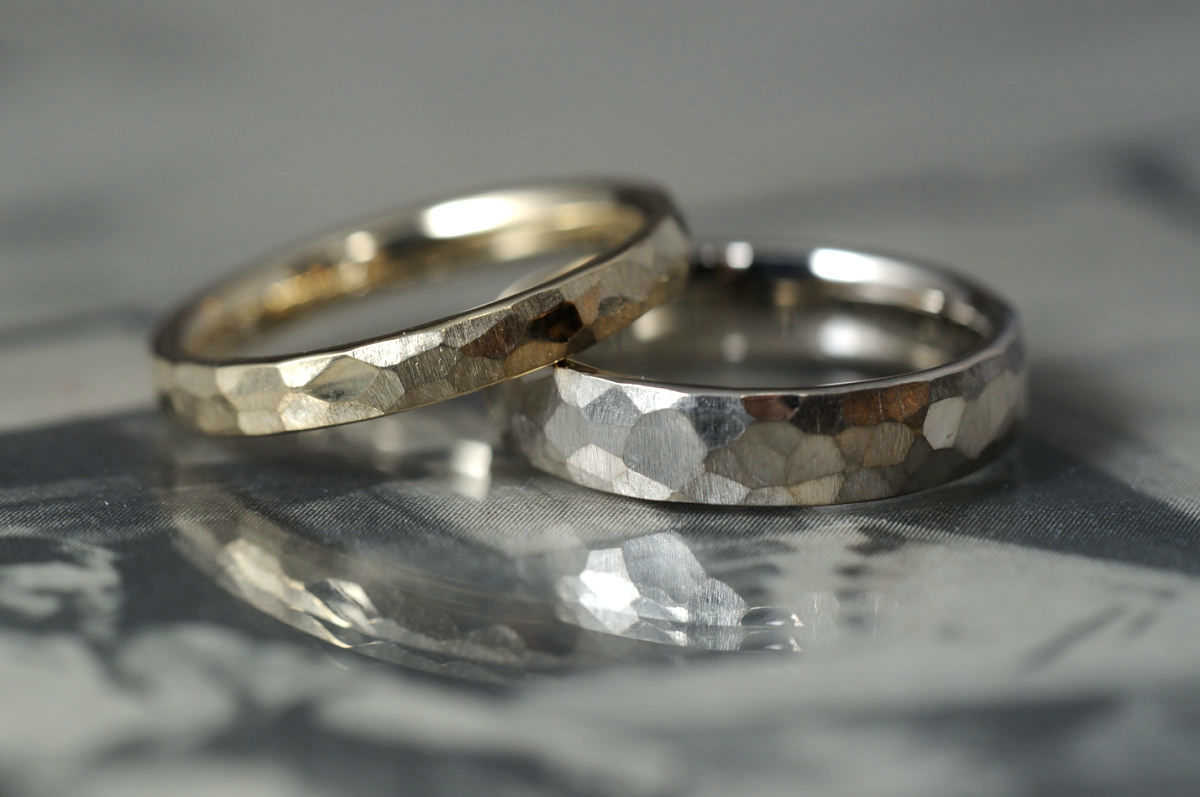 鎚目の結婚指輪